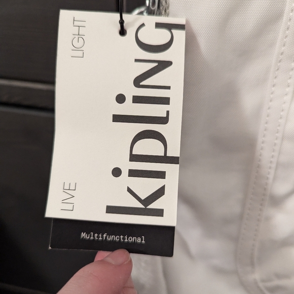 NWT Kipling Eleva crossbody bag (1 black or 1 white) - Picture 9 of 13